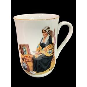 1982 Norman Rockwell Museum Collection Mug Gold Trim "Memories"